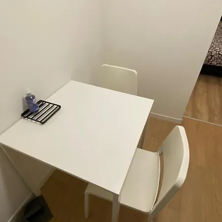 Oriel 2 Pers Wi-fi Netflix Pres Gare *