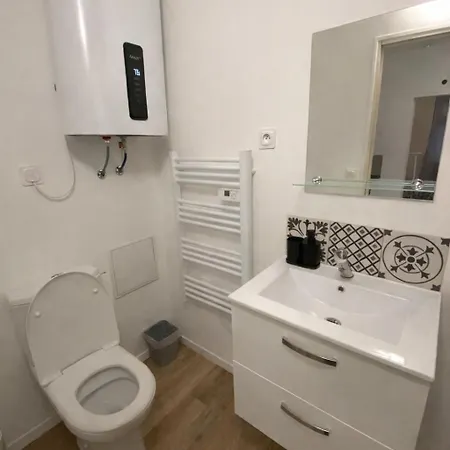 Oriel 2 Pers Wi-fi Netflix Pres Gare Apartament *